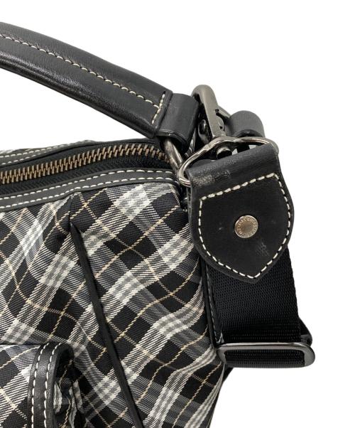 BURBERRY BLUE LABEL（バーバリー ブルー レーベル）BURBERRY BLUE LABEL (バーバリー ブルー レーベル) ダブルポケットチェックショルダーバック ブラックの古着・服飾アイテム