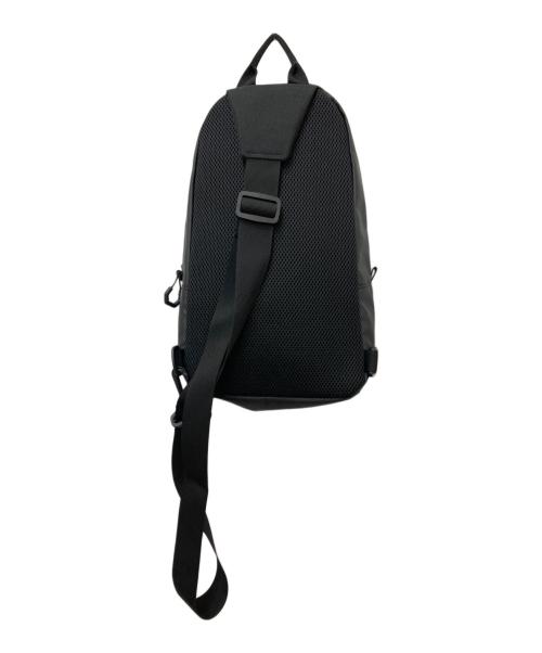 OAKLEY（オークリー）OAKLEY (オークリー) ショルダーバッグ ブラックの古着・服飾アイテム