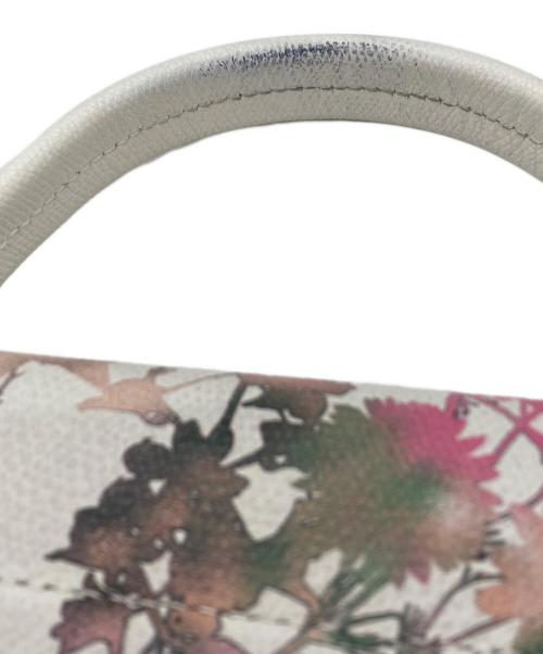 FURLA（フルラ）FURLA (フルラ) フラワープリント2WAYショルダーバッグ ベージュの古着・服飾アイテム