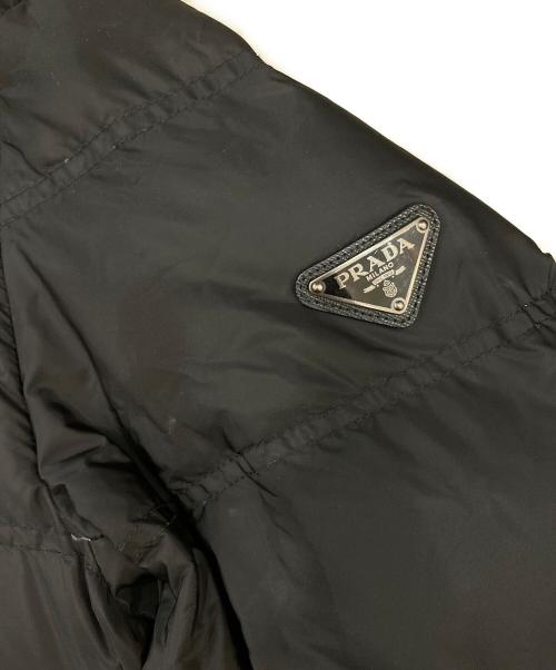 PRADA（プラダ）PRADA (プラダ) プレート ダウンジャケット ブラック サイズ:46の古着・服飾アイテム