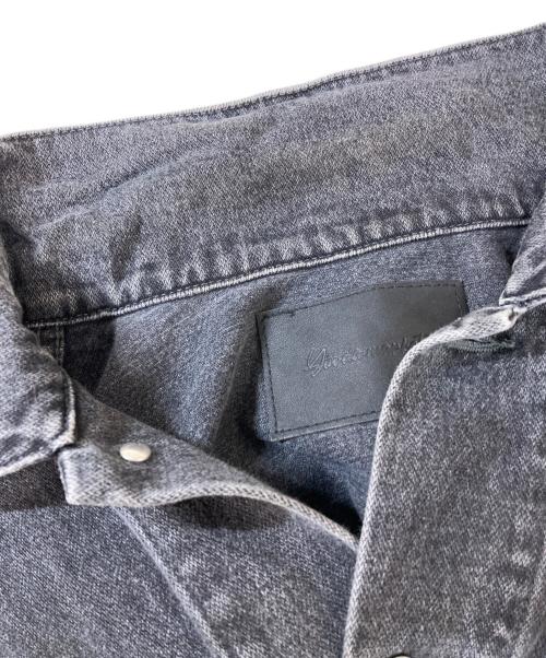 yin da market（イン・ダ・マーケット）yin da market (イン・ダ・マーケット) YANAGI EMBROIDERY DENIM JKT ブラック サイズ:3の古着・服飾アイテム