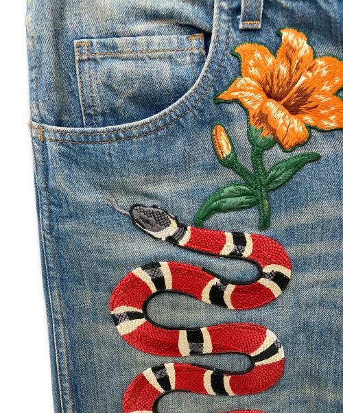 GUCCI（グッチ）GUCCI (グッチ) Snake Embroidery Denim Pant インディゴ サイズ:32の古着・服飾アイテム