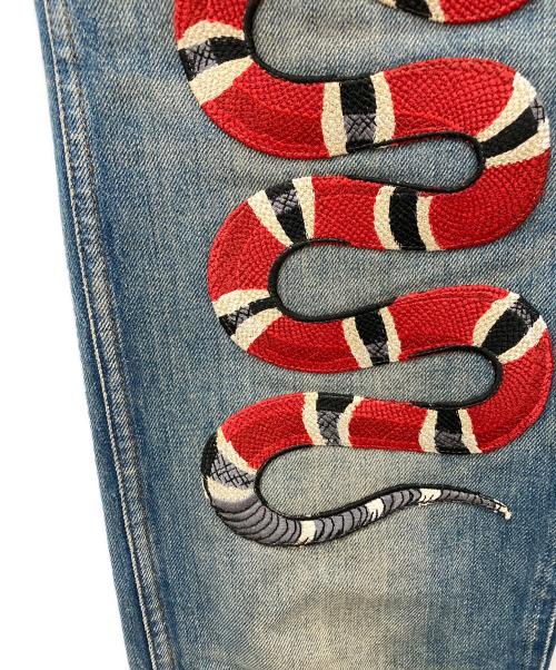 GUCCI（グッチ）GUCCI (グッチ) Snake Embroidery Denim Pant インディゴ サイズ:32の古着・服飾アイテム