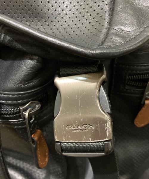 COACH（コーチ）COACH (コーチ) パフォレイテッド ミックスド マテリアル テレイン トレック バックパック ブラックの古着・服飾アイテム