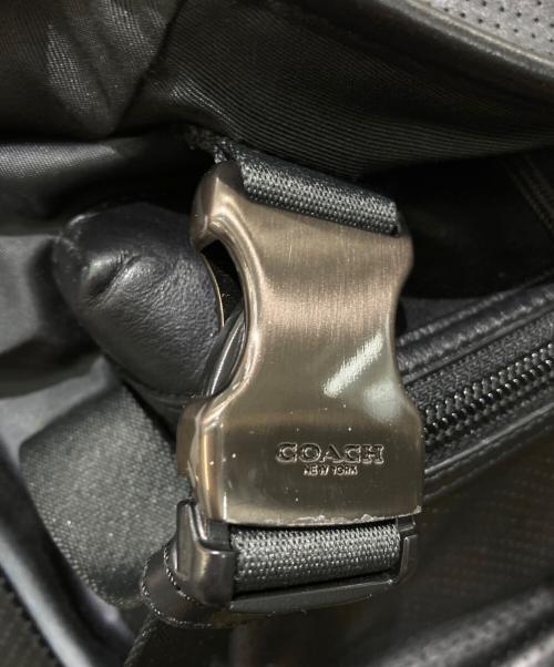 COACH（コーチ）COACH (コーチ) パフォレイテッド ミックスド マテリアル テレイン トレック バックパック ブラックの古着・服飾アイテム