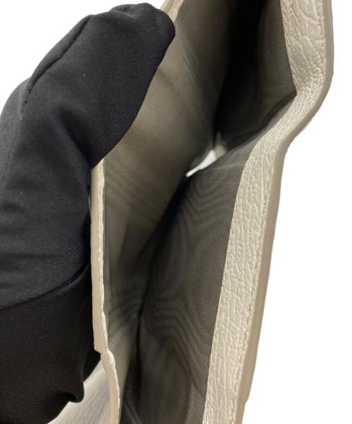 Maison Margiela（メゾンマルジェラ）Maison Margiela (メゾンマルジェラ) 4ステッチ 三つ折り ウォレット ホワイトの古着・服飾アイテム