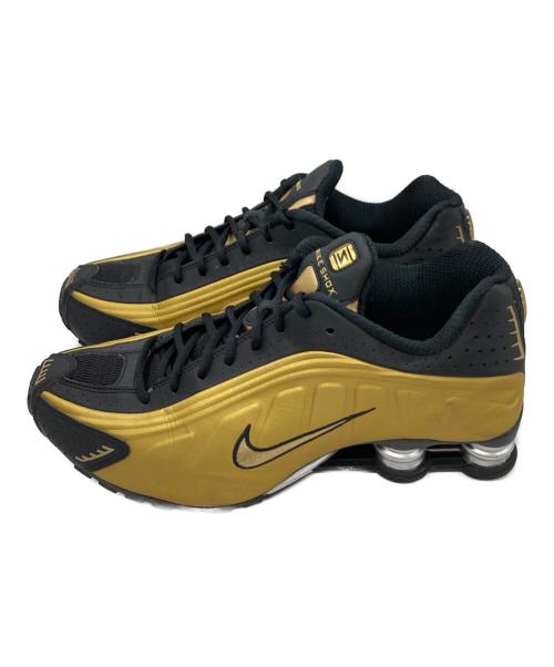 NIKE（ナイキ）NIKE (ナイキ) SHOX R4 BLACK ゴールド サイズ:28.5の古着・服飾アイテム