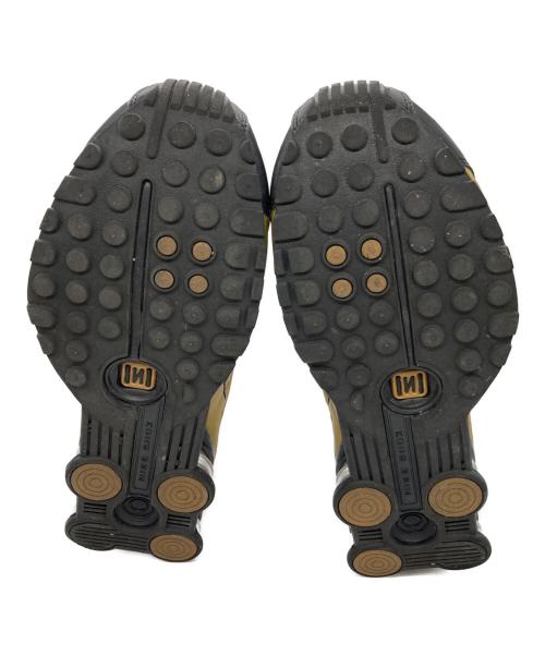 NIKE（ナイキ）NIKE (ナイキ) SHOX R4 BLACK ゴールド サイズ:28.5の古着・服飾アイテム