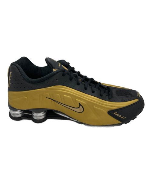 NIKE（ナイキ）NIKE (ナイキ) SHOX R4 BLACK ゴールド サイズ:28.5の古着・服飾アイテム