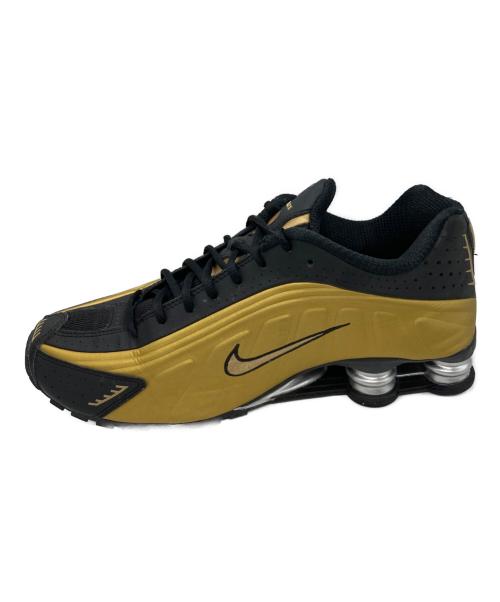 NIKE（ナイキ）NIKE (ナイキ) SHOX R4 BLACK ゴールド サイズ:28.5の古着・服飾アイテム
