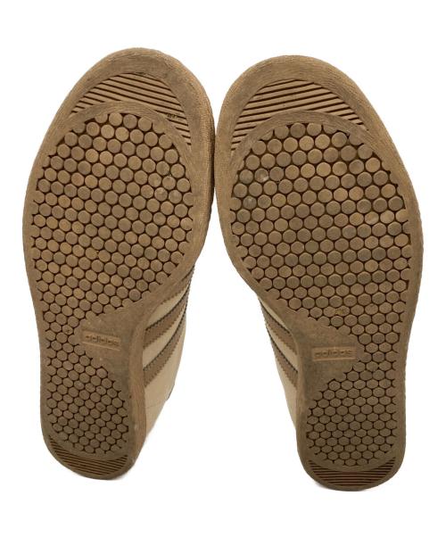 adidas（アディダス）adidas (アディダス) STADT　ローカットスニーカー ベージュ サイズ:28の古着・服飾アイテム