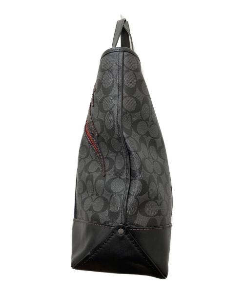 COACH（コーチ）COACH (コーチ) キャンバス ウィズ カットアウトハンドバッグ ブラックの古着・服飾アイテム