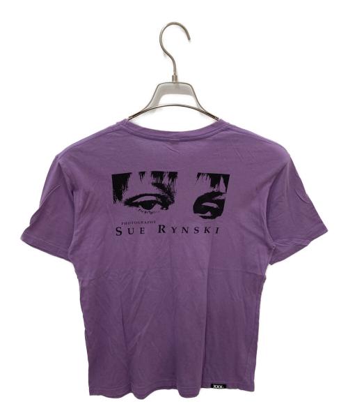 Hysteric Glamour（ヒステリックグラマー）Hysteric Glamour (ヒステリックグラマー) SUE RYNSKI (スー・リンスキー) 両面プリントTシャツ パープル サイズ:Sの古着・服飾アイテム