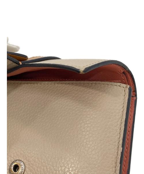 LOEWE（ロエベ）LOEWE (ロエベ) バーティカルコンパクトウォレット ベージュの古着・服飾アイテム