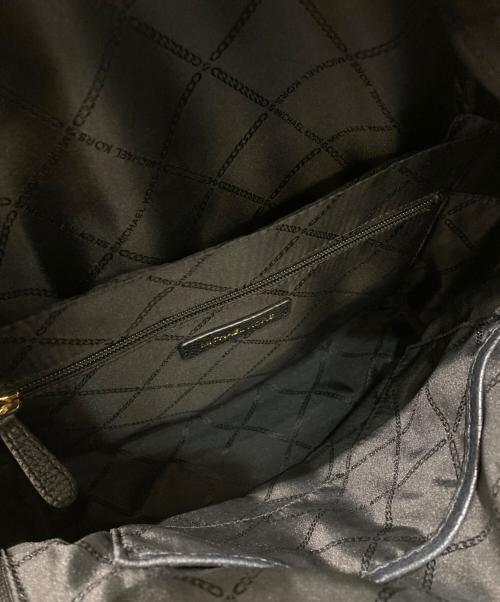 MICHAEL KORS（マイケルコース）MICHAEL KORS (マイケルコース) レザーチェーンリュック ブラックの古着・服飾アイテム