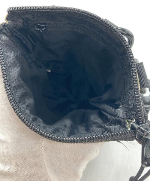 SUPREME（シュプリーム）Supreme (シュプリーム) Shoulder Bag Camo　ショルダーバッグ　 カーキの古着・服飾アイテム