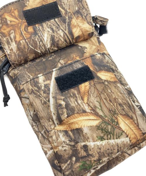 SUPREME（シュプリーム）Supreme (シュプリーム) Shoulder Bag Camo　ショルダーバッグ　 カーキの古着・服飾アイテム