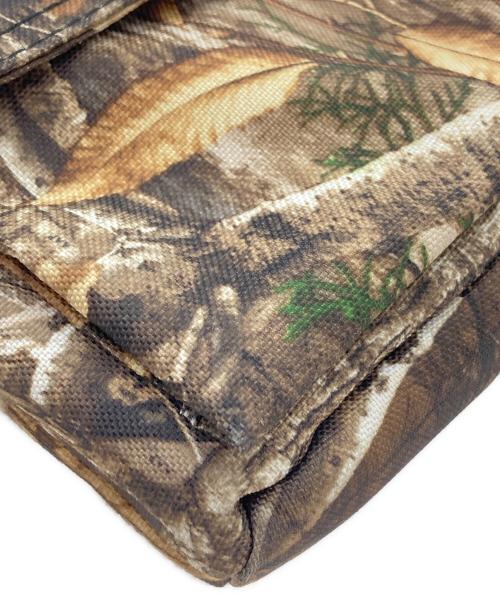 SUPREME（シュプリーム）Supreme (シュプリーム) Shoulder Bag Camo　ショルダーバッグ　 カーキの古着・服飾アイテム