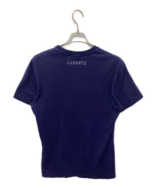 LACOSTE（ラコステ）LACOSTE (ラコステ) プリントTシャツ ネイビー サイズ:Ｍの古着・服飾アイテム