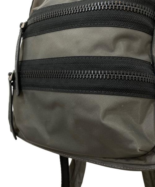 Marc by Marc Jacobs（マークバイマークジェイコブス）Marc by Marc Jacobs (マークバイマークジェイコブス) ナイロンリュックサック グレーの古着・服飾アイテム