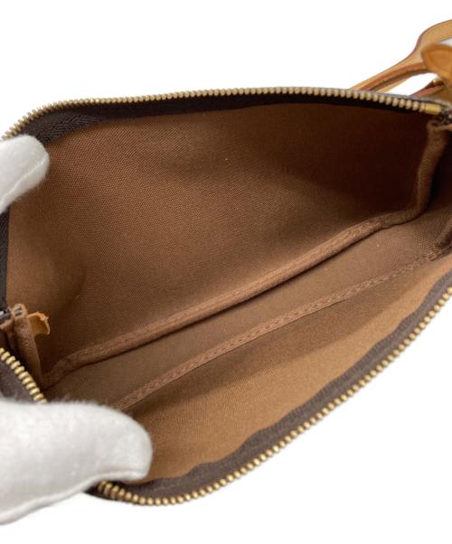 LOUIS VUITTON（ルイ ヴィトン）LOUIS VUITTON (ルイ ヴィトン) ショルダーポーチ　ポシェット・アクセソワール　モノグラム ブラウンの古着・服飾アイテム