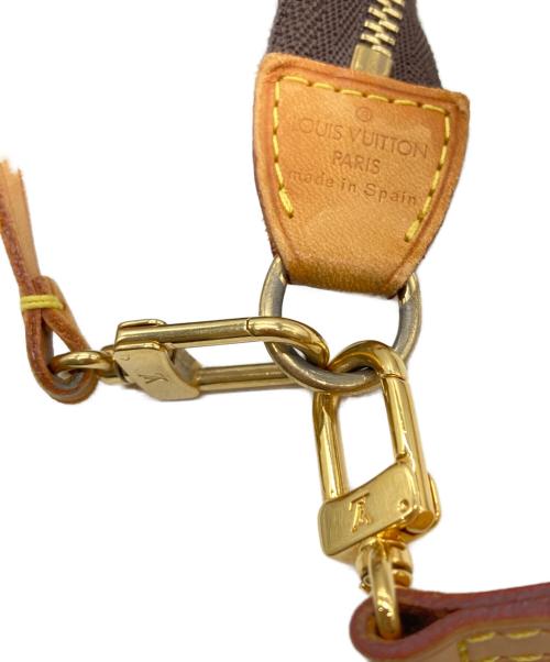 LOUIS VUITTON（ルイ ヴィトン）LOUIS VUITTON (ルイ ヴィトン) ショルダーポーチ　ポシェット・アクセソワール　モノグラム ブラウンの古着・服飾アイテム