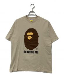 A BATHING APE（アベイシングエイプ）の古着「プリントTシャツ」｜ベージュ