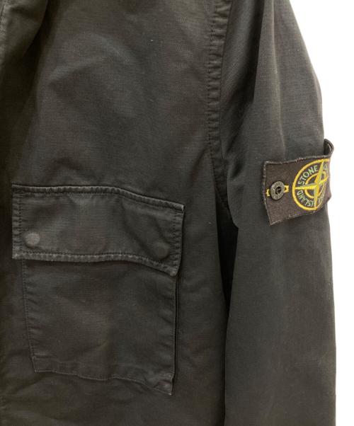 STONE ISLAND（ストーンアイランド）STONE ISLAND (ストーンアイランド) MULTI POCKET HOODED OVERSHIRT ブラック サイズ:XLの古着・服飾アイテム