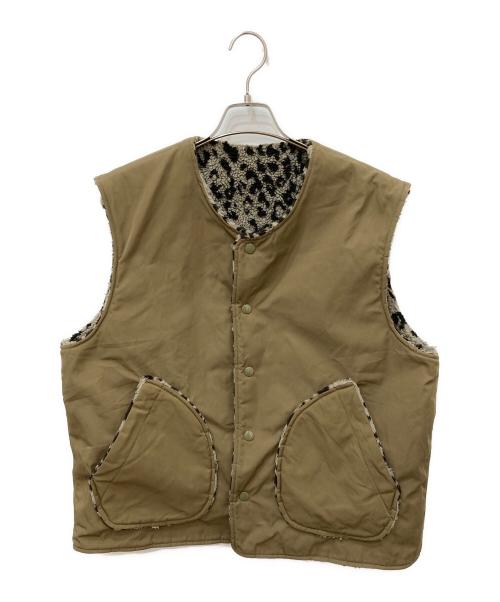 the conspires（ザ コンスパイアーズ）the conspires (ザ コンスパイアーズ) leo shearling vest revaersible ベージュ サイズ:Mの古着・服飾アイテム