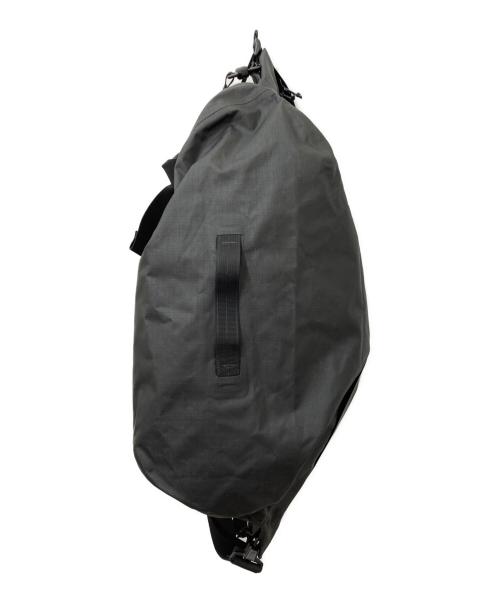 ARC'TERYX（アークテリクス）ARC'TERYX (アークテリクス) 40L Carrier Duffle ブラックの古着・服飾アイテム