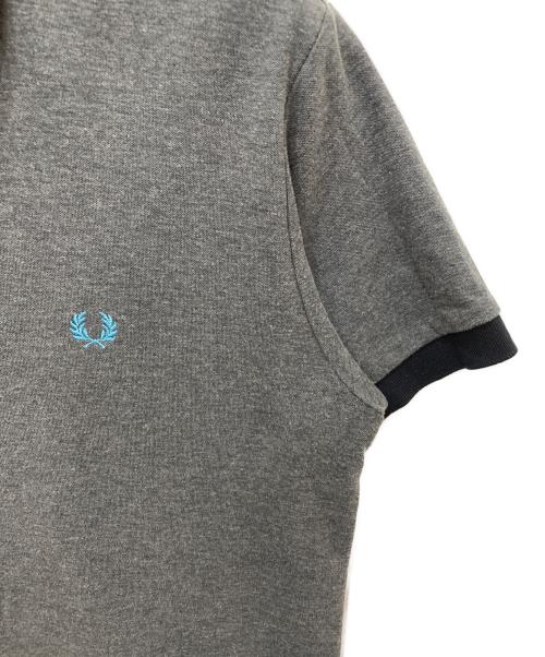 FRED PERRY（フレッドペリー）FRED PERRY (フレッドペリー) ポロシャツ グレー サイズ:Ⅼの古着・服飾アイテム