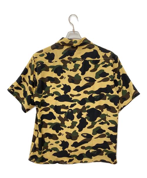 A BATHING APE（アベイシングエイプ）A BATHING APE (アベイシングエイプ) カモ柄オープンカラーシャツ ベージュ サイズ:XLの古着・服飾アイテム