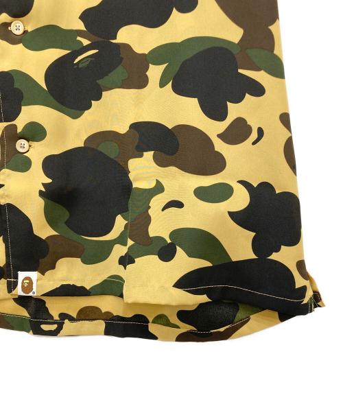 A BATHING APE（アベイシングエイプ）A BATHING APE (アベイシングエイプ) カモ柄オープンカラーシャツ ベージュ サイズ:XLの古着・服飾アイテム