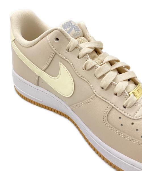 NIKE（ナイキ）NIKE (ナイキ) WMNS AIR FORCE 1 '07 SANDDRIFT　ウィメンズエアフォース1 '07 サンドドリフト ベージュ サイズ:28.5㎝の古着・服飾アイテム