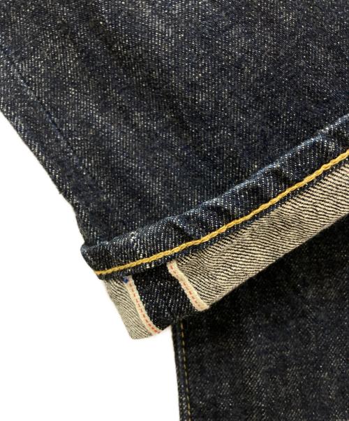 LEVI'S（リーバイス）LEVI'S (リーバイス) ボタンフライデニムパンツ インディゴ サイズ:29の古着・服飾アイテム