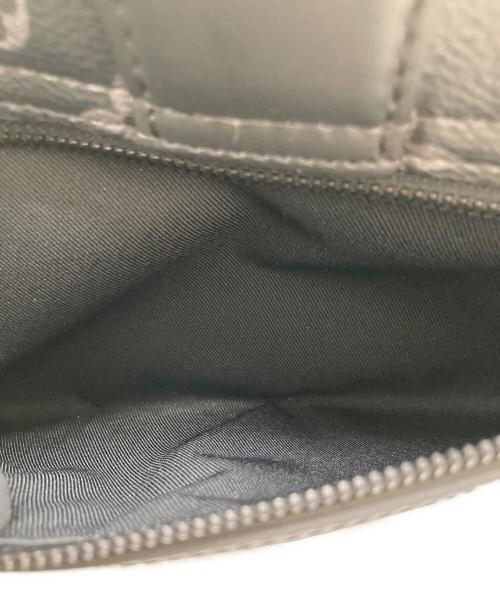 LOUIS VUITTON（ルイ ヴィトン）LOUIS VUITTON (ルイ ヴィトン) モノグラム・エクリプス Sケープ・メッセンジャー ショルダーバッグ ブラックの古着・服飾アイテム