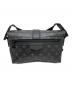 LOUIS VUITTON (ルイ ヴィトン) モノグラム・エクリプス Sケープ・メッセンジャー ショルダーバッグ ブラック：220000円