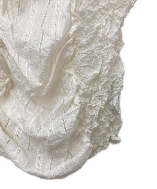 ISSEY MIYAKE（イッセイミヤケ）ISSEY MIYAKE (イッセイミヤケ) シワ加工切替シャツ ベージュ サイズ:2の古着・服飾アイテム
