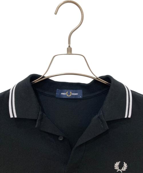 FRED PERRY（フレッドペリー）FRED PERRY (フレッドペリー) TWIN TIPPED POLO ブラック サイズ:Ｓの古着・服飾アイテム