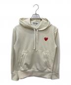 PLAY COMME des GARCONSプレイコムデギャルソン）の古着「Pullover Hoodie With Red Emblem」｜ベージュ