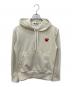 PLAY COMME des GARCONS（プレイコムデギャルソン）の古着「Pullover Hoodie With Red Emblem」｜ベージュ
