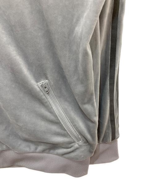 adidas（アディダス）adidas (アディダス) BECKENBAUER VELOUR TRACKTOP LIGHT ONYX グレー サイズ:Sの古着・服飾アイテム