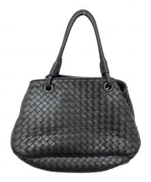 BOTTEGA VENETA（ボッテガベネタ）の古着「イントレチャートレザーハンドバッグ」｜ブラック