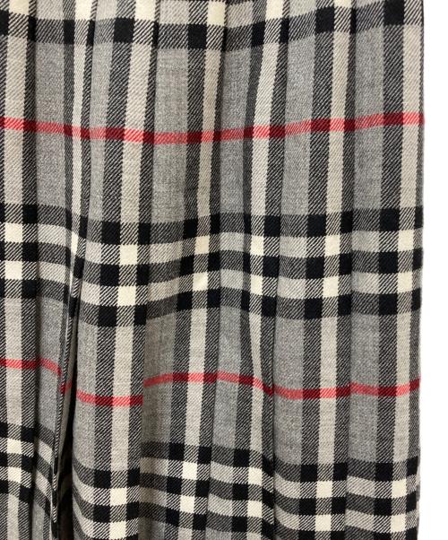 Burberry's（バーバリーズ）Burberry's (バーバリーズ) ウールチェックスカート グレー サイズ:9の古着・服飾アイテム