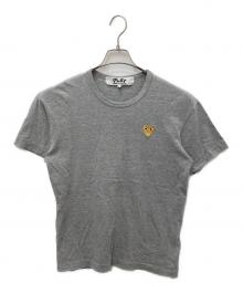 PLAY COMME des GARCONS（プレイコムデギャルソン）の古着「Ｔ-Shirt With Gold Emblem」｜グレー