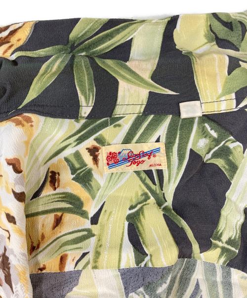 Sun Surf（サンサーフ）Sun Surf (サンサーフ) 笹虎柄アロハシャツ グリーン サイズ:XLの古着・服飾アイテム