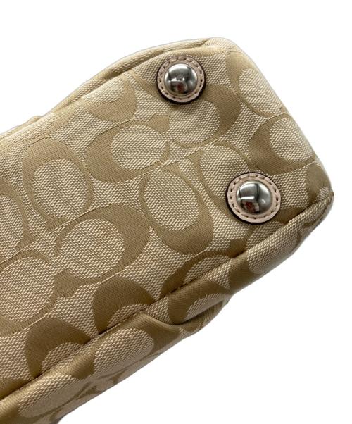 COACH（コーチ）COACH (コーチ) ソーホーシグネチャー トートバッグ ベージュの古着・服飾アイテム