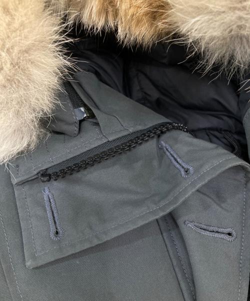 CANADA GOOSE（カナダグース）CANADA GOOSE (カナダグース) ROSSCLAIR PARKA FUSION FIT グレー サイズ:Mの古着・服飾アイテム