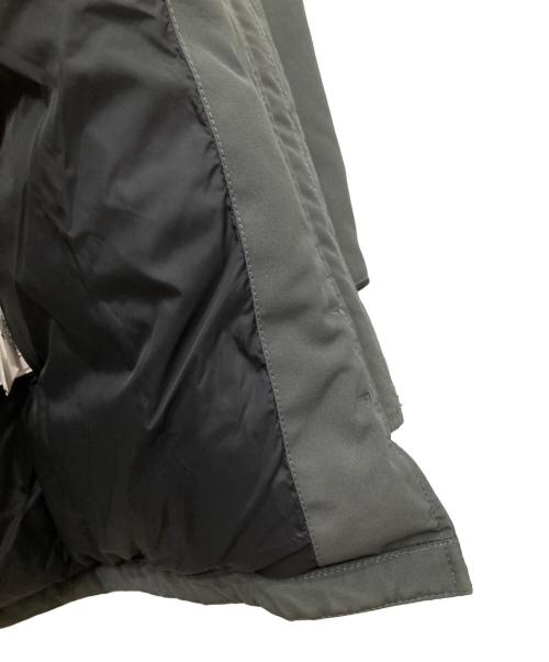 CANADA GOOSE（カナダグース）CANADA GOOSE (カナダグース) ROSSCLAIR PARKA FUSION FIT グレー サイズ:Mの古着・服飾アイテム