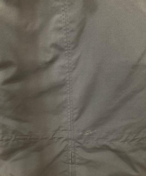 CANADA GOOSE（カナダグース）CANADA GOOSE (カナダグース) ROSSCLAIR PARKA FUSION FIT グレー サイズ:Mの古着・服飾アイテム